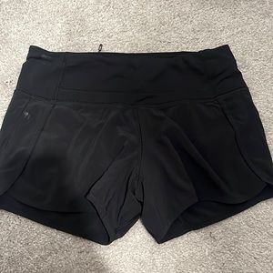 Super cute black lulu shorts